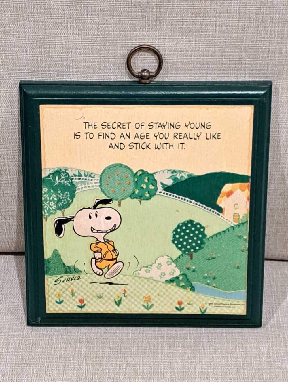 Snoopy Peanuts "Secret To Staying Young" - Hallmark Green Plaque Vintage 1958